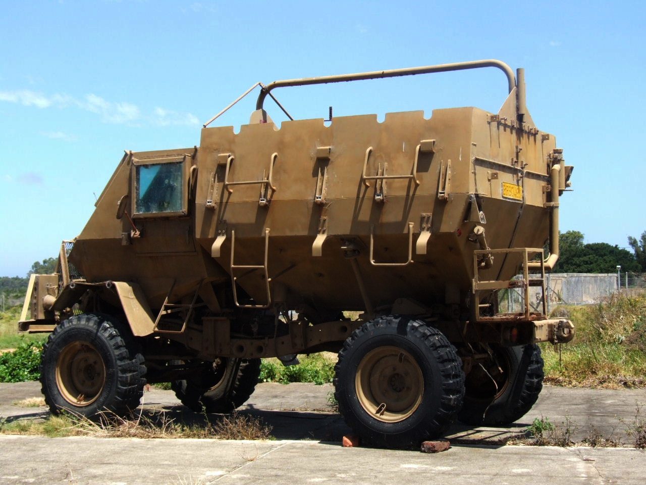 Defence<br> Disposal<br> Solutions<br>